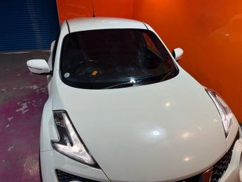 NISSAN JUKE 1.6 N-Connecta SUV 5dr Petrol XTRON Euro 6 (117 ps)
