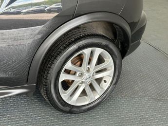 NISSAN JUKE 1.6 N-Connecta SUV 5dr Petrol XTRON Euro 6 (117 ps)