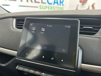 RENAULT ZOE R135 52kWh Iconic Hatchback 5dr Electric Auto (i, Rapid Charge) 