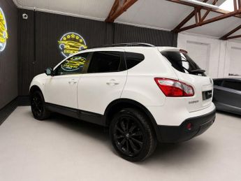 NISSAN QASHQAI 1.6 360 SUV 5dr Petrol CVT 2WD Euro 5 (117 ps)