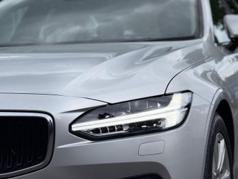 VOLVO S90 2.0 D4 Momentum Saloon 4dr Diesel Auto Euro 6 (s/s) (190 ps)