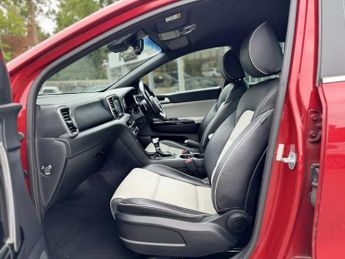 KIA SPORTAGE 1.6 T-GDi GT-Line SUV 5dr Petrol DCT AWD Euro 6 (174 bhp)