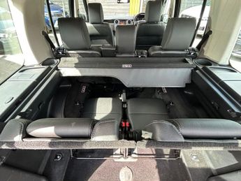 LAND ROVER DISCOVERY 4 3.0 SD V6 Graphite SUV 5dr Diesel Auto 4WD Euro 6 (s/s) (256 bhp