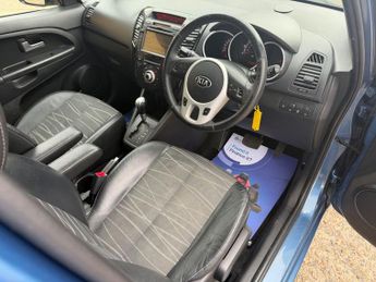 KIA VENGA 1.6 3 MPV 5dr Petrol Auto Euro 5 (Sat Nav) (123 bhp)