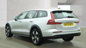 VOLVO V60 CROSS COUNTRY 2.0 B5 MHEV Estate 5dr Petrol Hybrid Auto AWD Euro 6 (s/s) (250 