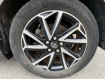 TOYOTA YARIS 1.5 VVT-h Design Hatchback 5dr Petrol Hybrid E-CVT Euro 6 (s/s) 