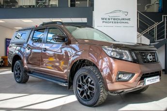 Nissan Navara 2.3 dCi Tekna Pickup Double Cab 4dr Diesel Auto 4WD Euro 6 (190 
