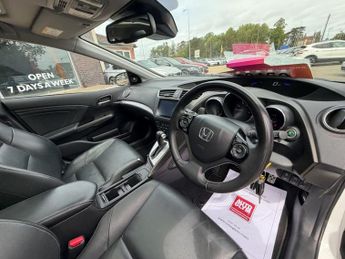 HONDA CIVIC 1.8 i-VTEC SR Hatchback 5dr Petrol Auto Euro 6 (142 ps)