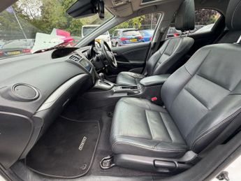 HONDA CIVIC 1.8 i-VTEC SR Hatchback 5dr Petrol Auto Euro 6 (142 ps)
