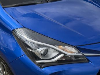 TOYOTA YARIS 1.5 VVT-h Icon Tech Hatchback 5dr Petrol Hybrid E-CVT Euro 6 (s/