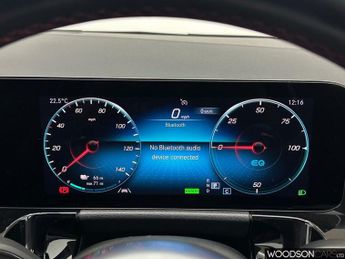MERCEDES-BENZ EQA EQA 250 66.5kWh AMG Line SUV 5dr Electric Auto (190 ps)