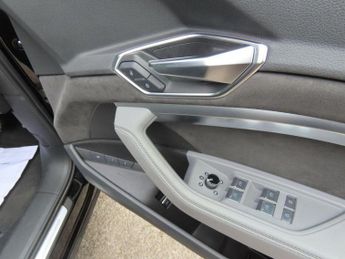 AUDI E-TRON 50 S line Sportback 5dr Electric Auto quattro 71.2kWh (313 ps)