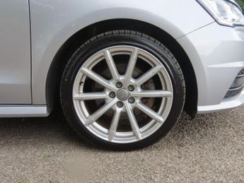 AUDI A1 1.4 TFSI CoD S line Sportback S Tronic Euro 6 (s/s) 5dr