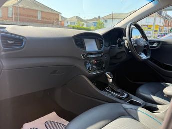 HYUNDAI IONIQ 1.6 h-GDi Premium SE Hatchback 5dr Petrol Hybrid DCT Euro 6 (s/s