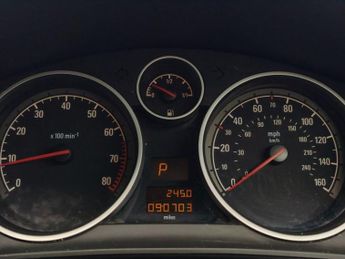 VAUXHALL ASTRA 1.8i 16v Design Hatchback 5dr Petrol Automatic (187 g/km, 138 bh