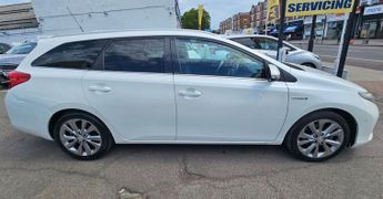 TOYOTA AURIS 1.8 VVT-h Excel Touring Sports 5dr Petrol Hybrid CVT Euro 5 (s/s