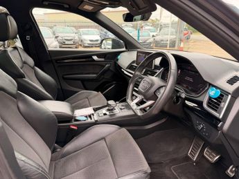 AUDI Q5 2.0 TDI 40 Black Edition SUV 5dr Diesel S Tronic quattro Euro 6 