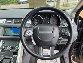 LAND ROVER RANGE ROVER EVOQUE 2.0 TD4 SE Tech SUV 5dr Diesel Auto 4WD Euro 6 (s/s) (180 ps)