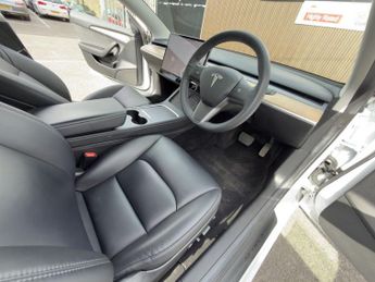TESLA Model 3 (Dual Motor) Long Range Saloon 4dr Electric Auto 4WDE (346 ps)