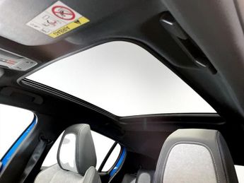 PEUGEOT E-208 50kWh GT Hatchback 5dr Electric Auto (136 ps)