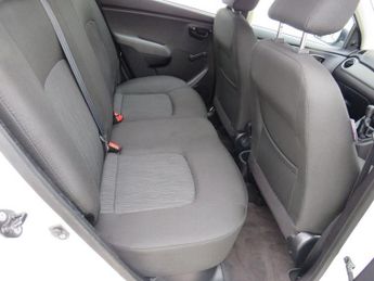 HYUNDAI I10 1.2 Classic Hatchback 5dr Petrol Manual Euro 5 (85 bhp)