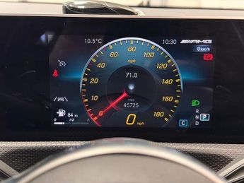 MERCEDES-BENZ A-CLASS 2.0 A35 AMG (Executive) Hatchback 5dr Petrol SpdS DCT 4MATIC Eur