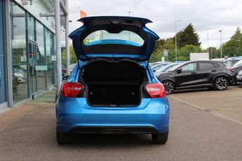 MERCEDES-BENZ A-CLASS 1.6 A180 SE Hatchback 5dr Petrol 7G-DCT Euro 6 (s/s) (122 ps)