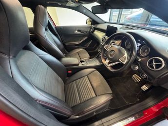 MERCEDES-BENZ GLA 2.1 GLA220d AMG Line (Premium Plus) SUV 5dr Diesel 7G-DCT 4MATIC