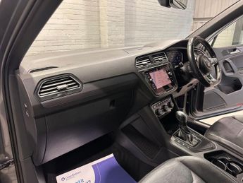 VOLKSWAGEN TIGUAN 1.5 TSI EVO R-Line Tech SUV 5dr Petrol DSG Euro 6 (s/s) (150 ps)
