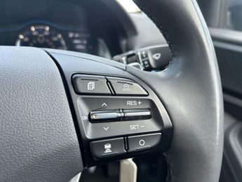 HYUNDAI IONIQ 1.6 h-GDi GPF SE Hatchback 5dr Petrol Hybrid DCT Euro 6 (s/s) (1