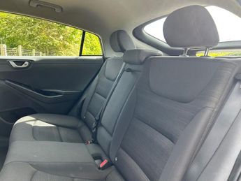 HYUNDAI IONIQ 1.6 h-GDi GPF SE Hatchback 5dr Petrol Hybrid DCT Euro 6 (s/s) (1