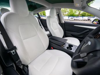 TESLA Model 3 Standard Range Plus Saloon 4dr Electric Auto RWD (241 bhp)
