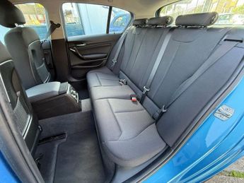 BMW 1 SERIES 1.5 118i SE Hatchback 5dr Petrol Auto Euro 6 (s/s) (136 ps)