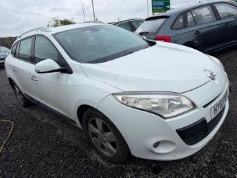 RENAULT MEGANE 1.5 dCi Dynamique TomTom Sport Tourer 5dr Diesel EDC Euro 5 (110