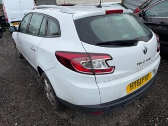 RENAULT MEGANE 1.5 dCi Dynamique TomTom Sport Tourer 5dr Diesel EDC Euro 5 (110