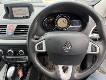 RENAULT MEGANE 1.5 dCi Dynamique TomTom Sport Tourer 5dr Diesel EDC Euro 5 (110