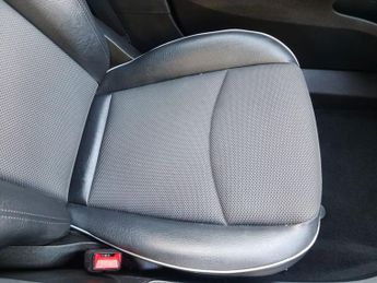 FIAT 500X 2.0 MultiJetII Cross Plus SUV 5dr Diesel Auto 4WD Euro 6 (s/s) (