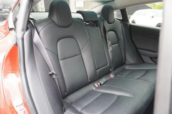 TESLA Model 3 Standard Range Plus Saloon 4dr Electric Auto RWD (241 bhp)