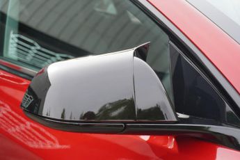 TESLA Model 3 Standard Range Plus Saloon 4dr Electric Auto RWD (241 bhp)