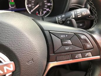 NISSAN JUKE 1.0 DIG-T N-Connecta SUV 5dr Petrol DCT Auto Euro 6 (s/s) (114 p