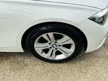 BMW 3 SERIES 2.0 320i Sport Saloon 4dr Petrol Auto Euro 6 (s/s) (184 ps)