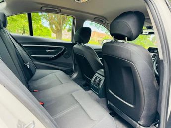 BMW 3 SERIES 2.0 320i Sport Saloon 4dr Petrol Auto Euro 6 (s/s) (184 ps)