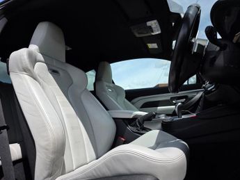 BMW M4 3.0 BiTurbo Coupe 2dr Petrol DCT Euro 6 (s/s) (431 ps)