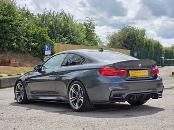 BMW M4 3.0 BiTurbo Coupe 2dr Petrol DCT Euro 6 (s/s) (431 ps)