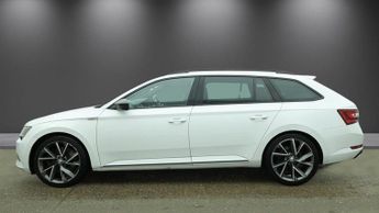 SKODA SUPERB 2.0 TSI SportLine Estate 5dr Petrol DSG 4WD Euro 6 (s/s) (272 ps