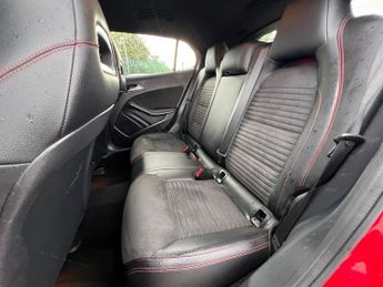 MERCEDES-BENZ GLA 1.6 GLA200 AMG Line (Premium) 7G-DCT Euro 6 (s/s) 5dr