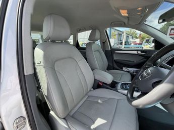 AUDI Q5 2.0 TFSI SE SUV 5dr Petrol Tiptronic quattro Euro 5 (s/s) (225 p