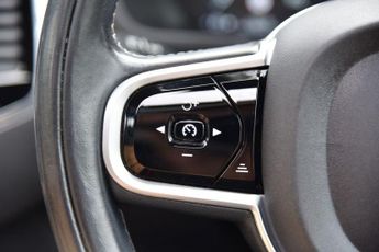 VOLVO XC90 2.0 D5 PowerPulse Inscription Pro SUV 5dr Diesel Auto 4WD Euro 6