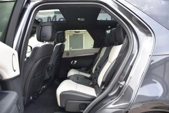 LAND ROVER DISCOVERY 3.0 D300 MHEV R-Dynamic HSE SUV 5dr Diesel Auto 4WD Euro 6 (s/s)