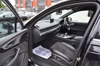 AUDI Q7 3.0 TDI V6 S line SUV 5dr Diesel Tiptronic quattro Euro 6 (s/s) 